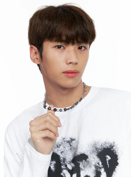 bold-dice-beaded-necklace-io502