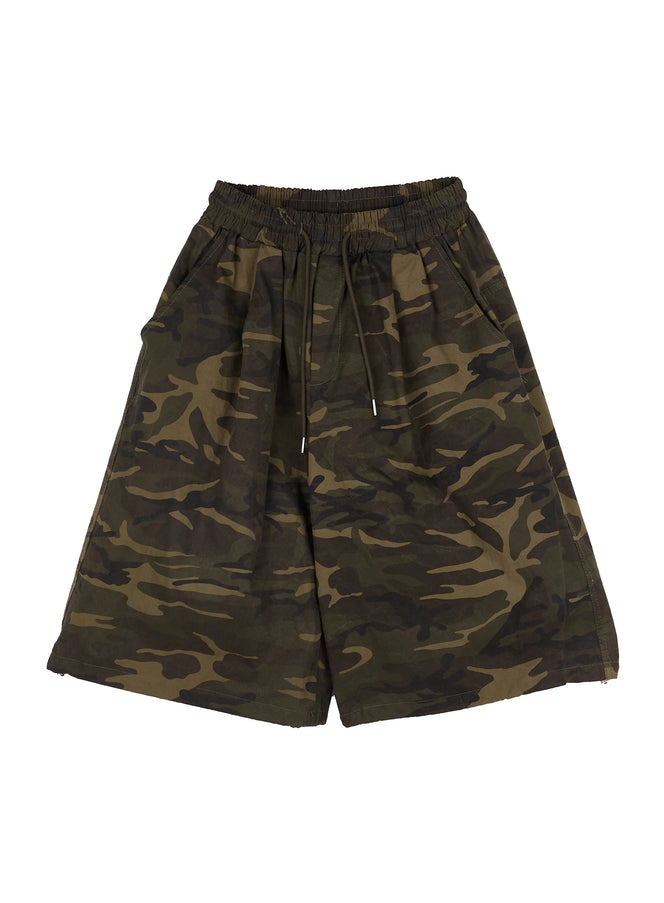 mens-camo-bermuda-shorts-dark-green-iy513