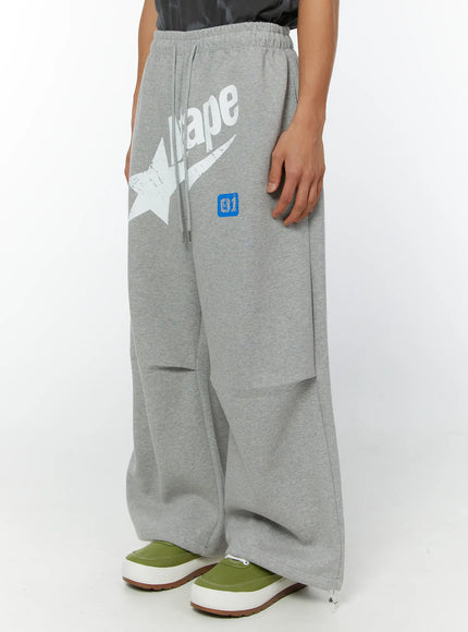 mens-graphic-parachute-string-sweatpants-gray-iy513