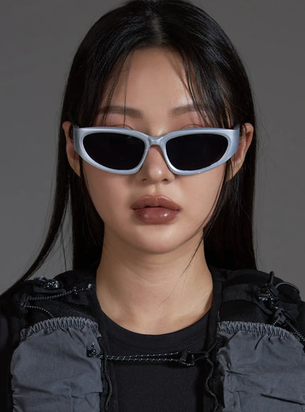 futuristic-chic-sunglasses-io517