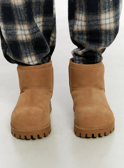 mens-warm-beige-shearling-boots-id502