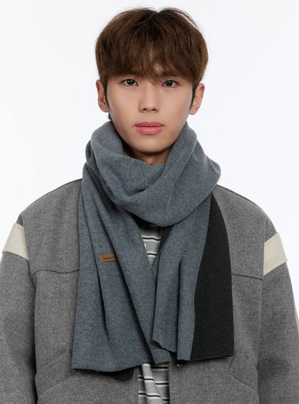 cozy-two-tone-scarf-in512 / Dark gray