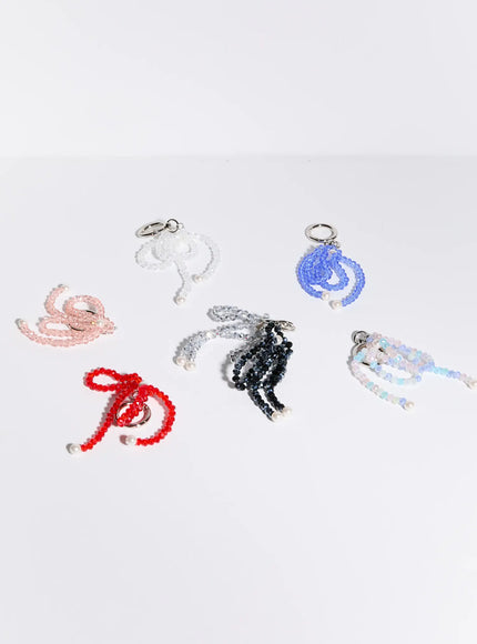 beaded-ribbon-keychain-is516