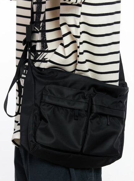 mens-pocket-crossbody-bag-is519