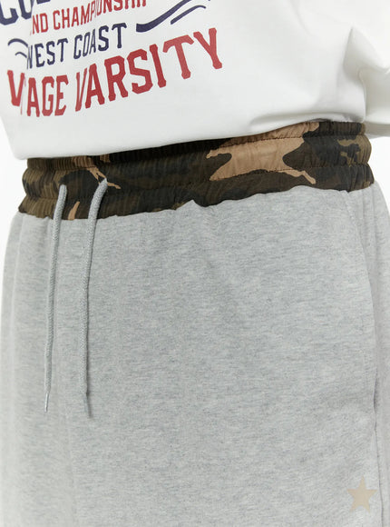 mens-camouflage-graphic-sweatpants-gray-iu508