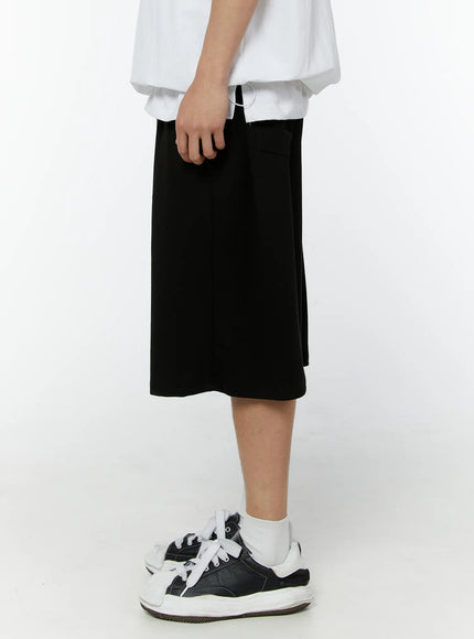 mens-pintuck-bermuda-shorts-black-iu508