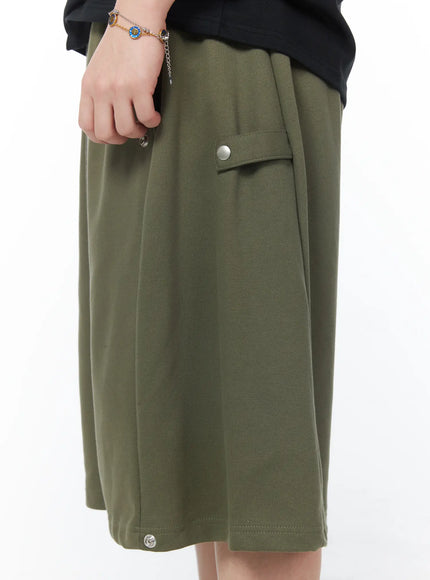 mens-casual-snap-button-bermuda-shorts-dark-green-iy522