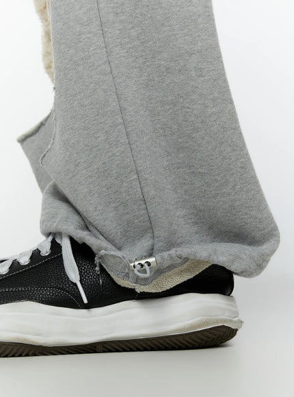 mens-distressed-sweatpants-iu515
