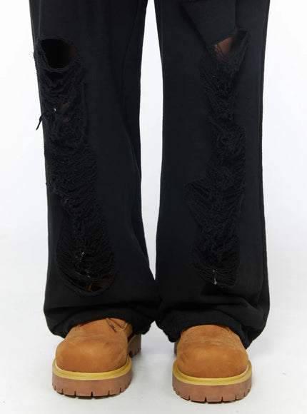 mens-distressed-sweatpants-black-iu510