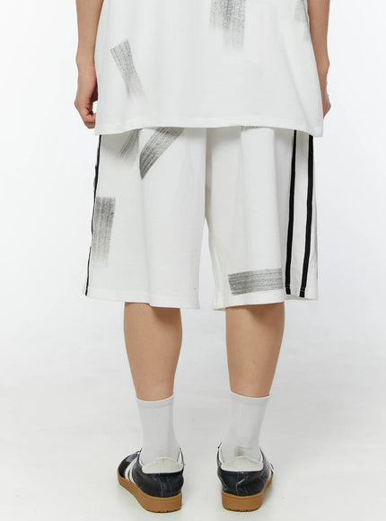 mens-graphic-bermuda-shorts-white-iu518