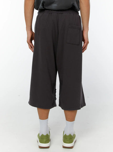 mens-distressed-bermuda-shorts-dark-gray-iy513