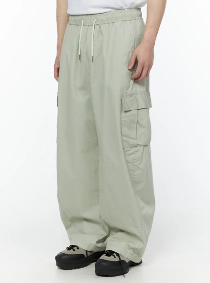 mens-wide-cargo-pants-light-gray-iy506