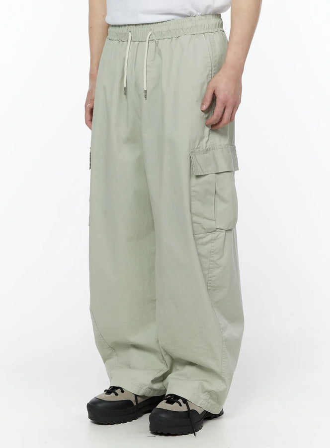 mens-wide-cargo-pants-light-gray-iy506