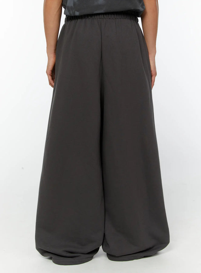 mens-graphic-wide-leg-sweatpants-dark-gray-iy513