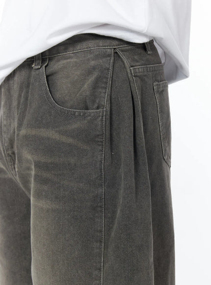 mens-side-pintuck-bermuda-shorts-iy519