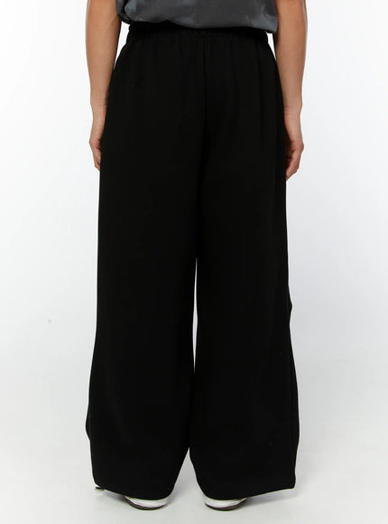 mens-graphic-parachute-string-sweatpants-black-iy513