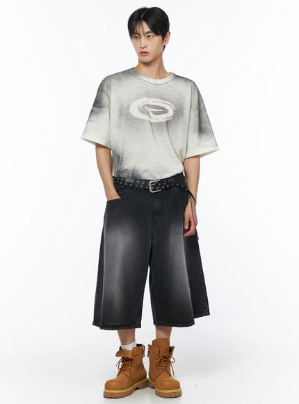 mens-embossed-graphic-tee-iu510 / Light beige
