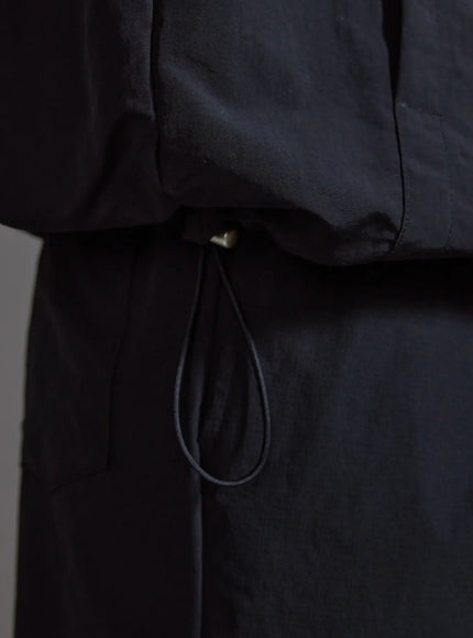 lightweight-string-windbreaker-io517