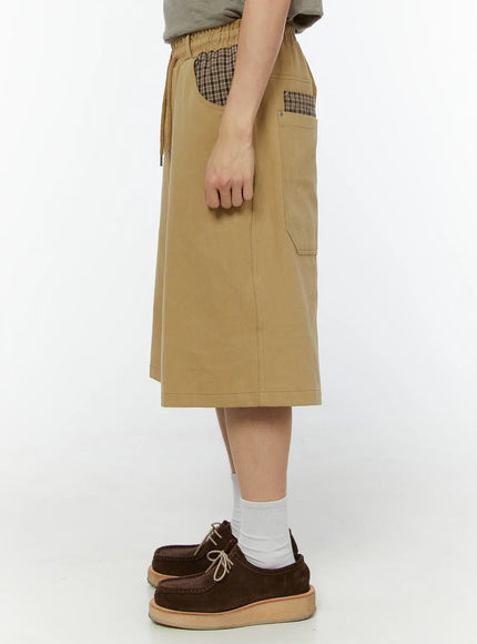 mens-plaid-pocket-bermuda-shorts-beige-iu518