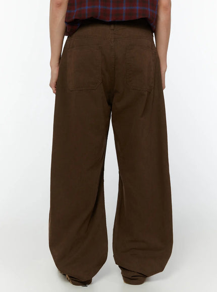 mens-keychain-detail-curved-cotton-pants-iu515