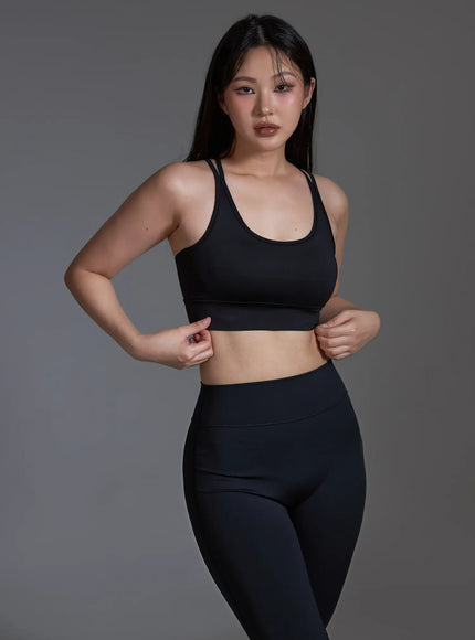 cross-back-sports-bra-top-black-io517