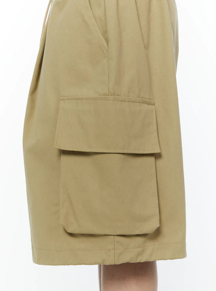 beige-cargo-bermuda-shorts-ia530