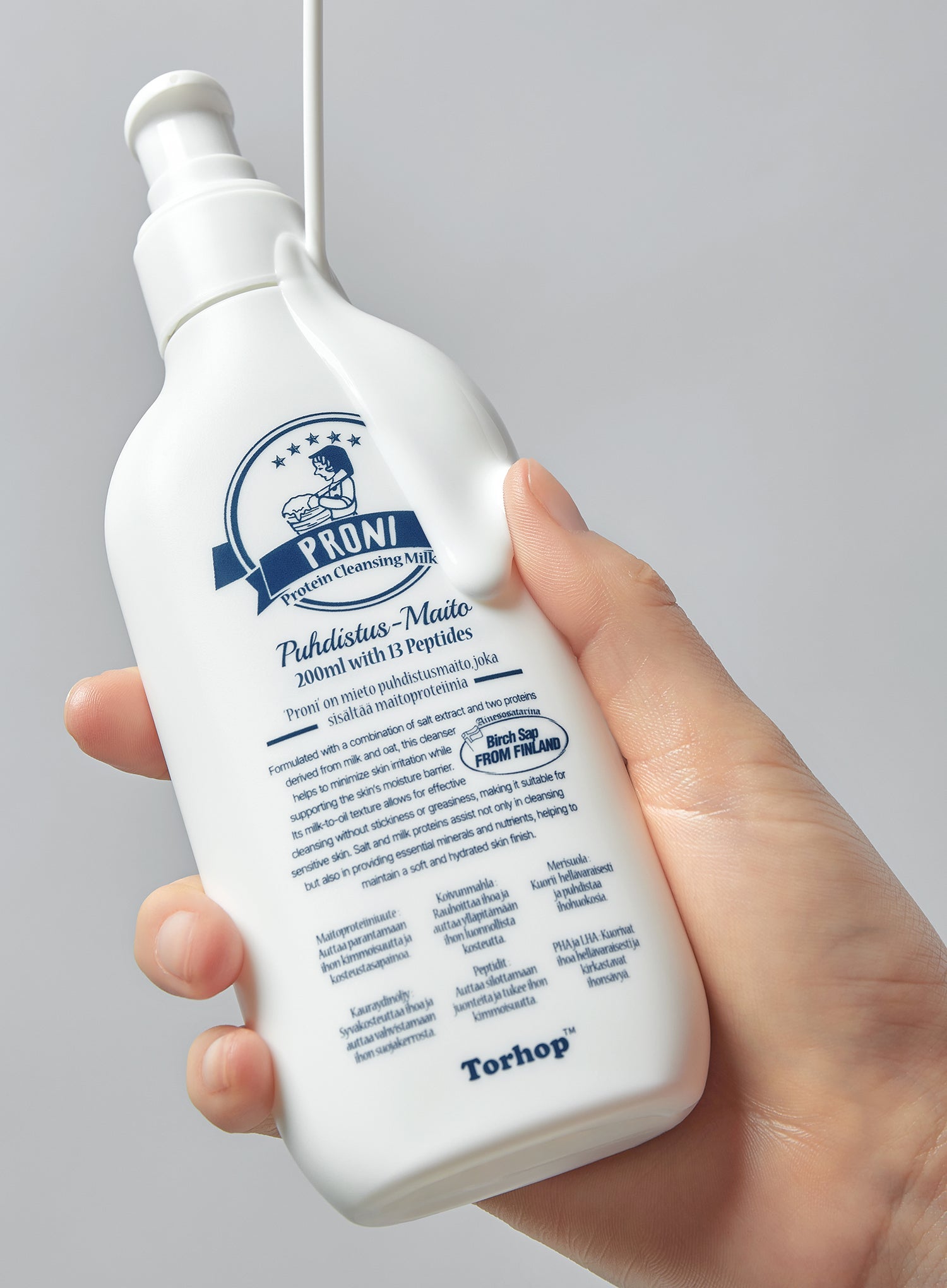 Proni Salt Peptide Cleansing Milk Oil 200ml
