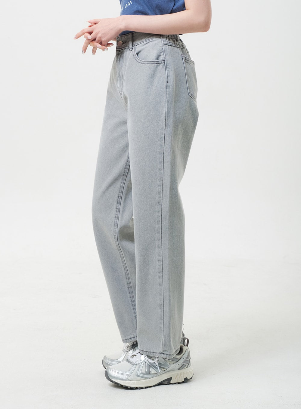 Straight Leg Jeans BU302 in gray, side waist-to-hem detail on model, banded elastic waistband visible, wide-fit straight leg, washed cotton denim.