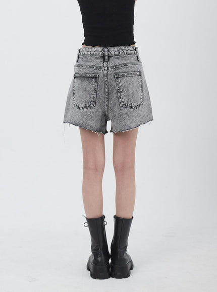 wide-denim-shorts-iu313