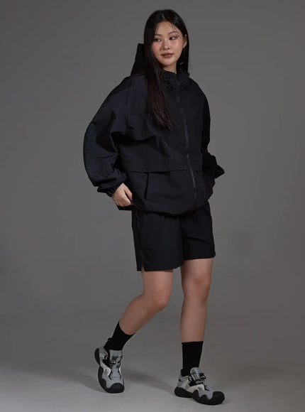 lightweight-string-windbreaker-io517
