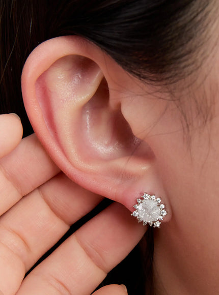 opal-stud-earrings-in528