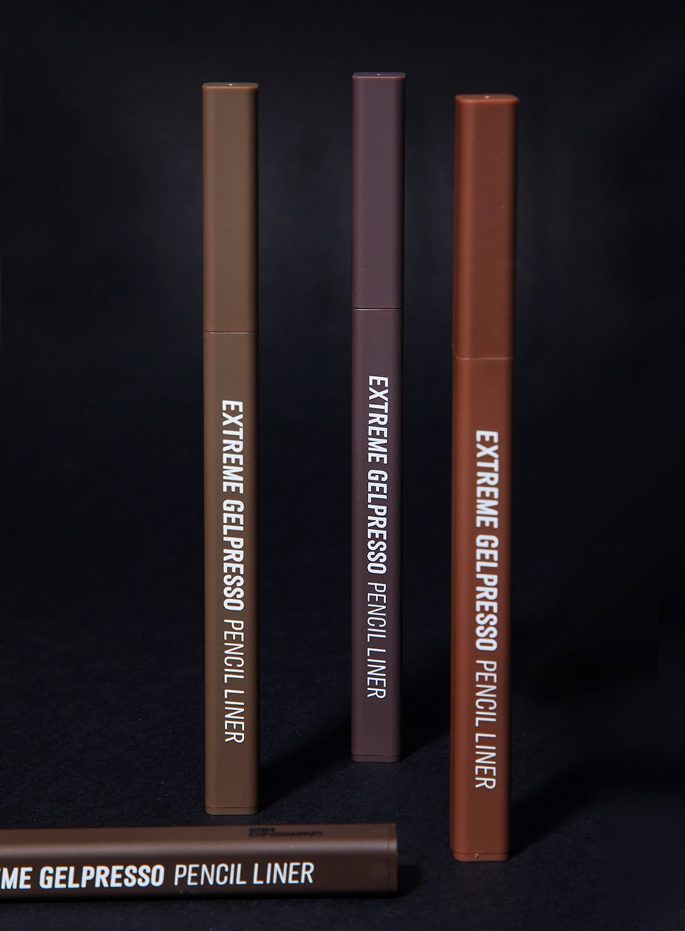 extreme-gelpresso-pencil-liner-0-35g