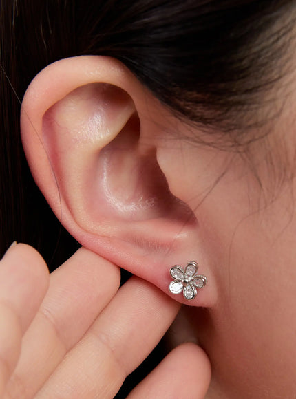 petal-flower-earrings-in528