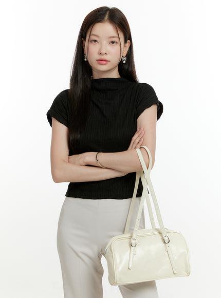 Square-shaped Shoulder Bag CA04