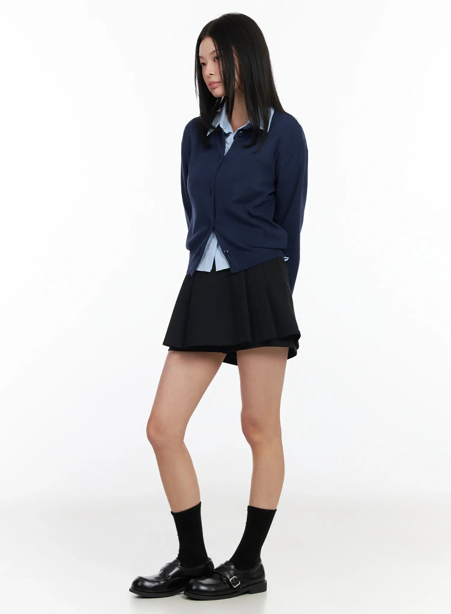 simple-round-neck-cardigan-im524