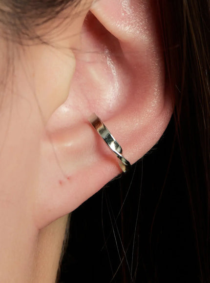 Twist Design Ear Cuff IN528
