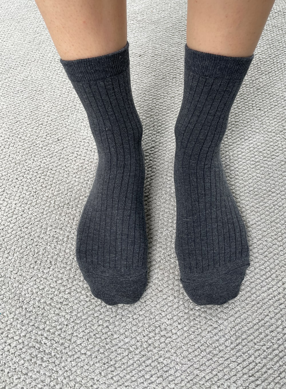 color-ribbed-knit-socks-iy323
