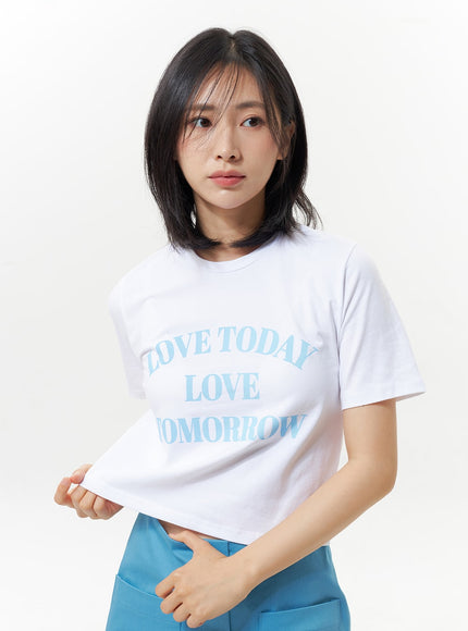 love-graphic-cropped-tee-oy326