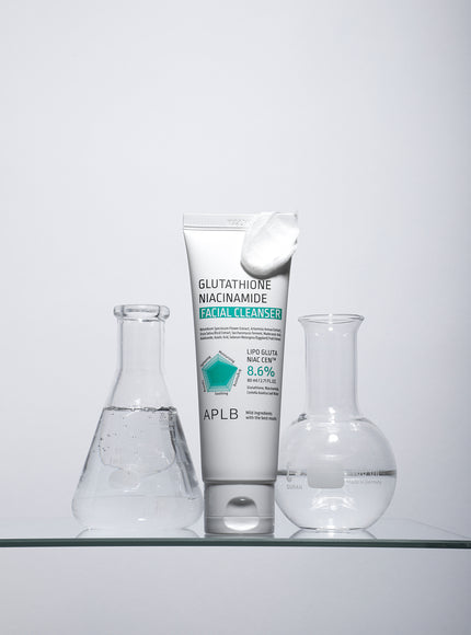 Glutathione Niacinamide Facial Cleanser (80ml)