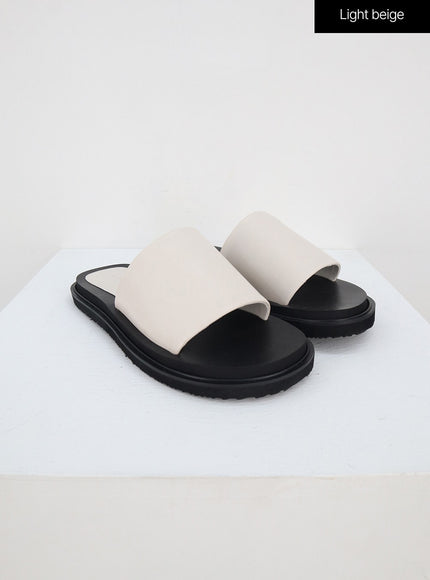 Faux Leather Slippers IA326