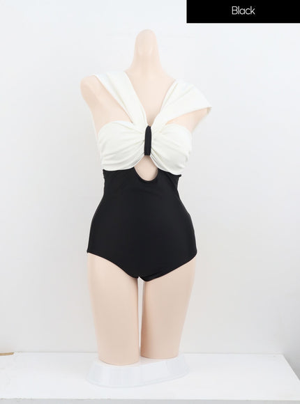 twisted-bust-swimsuit-iu302