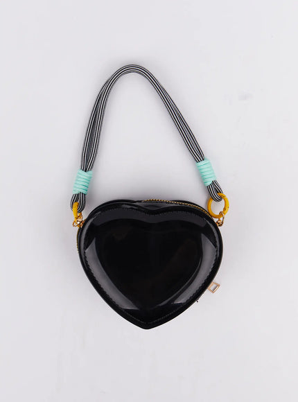heart-shaped-mini-bag-charm-im527