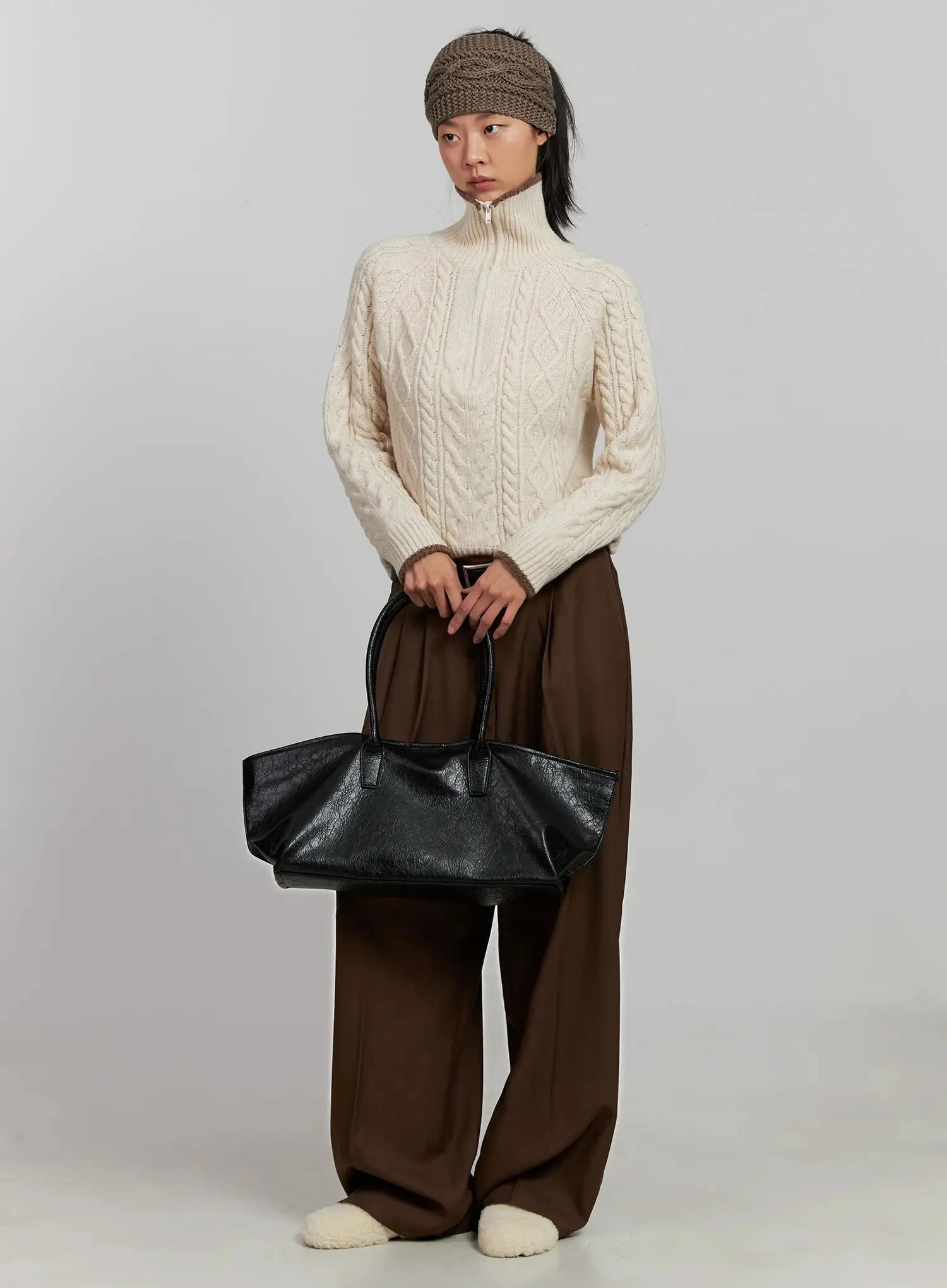 cable-knit-half-zip-sweater-ij505