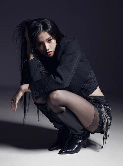 modern-pinstripe-cropped-blazer-is525