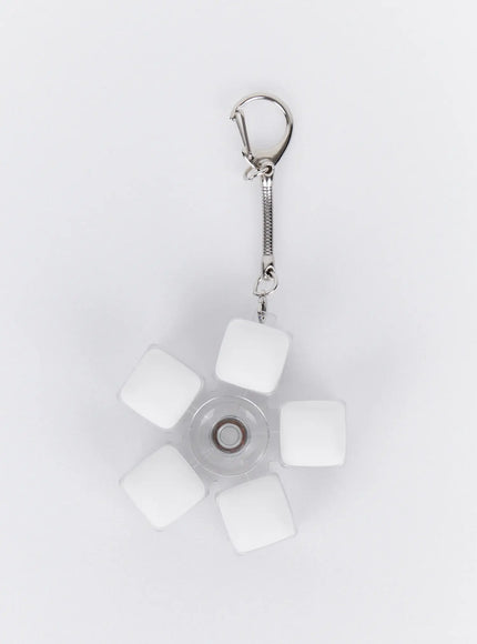 pebble-5-keycap-keychain-ia524
