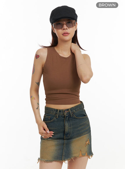 basic-sleeveless-crop-top-iy410