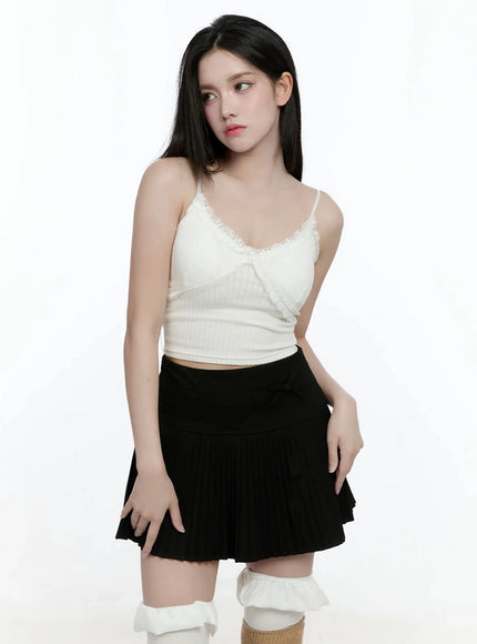 lace-trim-sleeveless-top-io527
