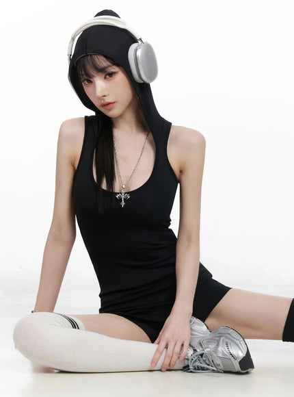 sleek-hooded-jumpsuit-iy511