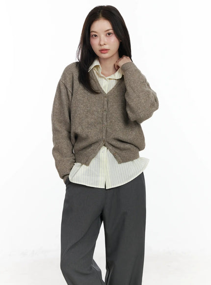 cropped-v-neck-cardigan-if525
