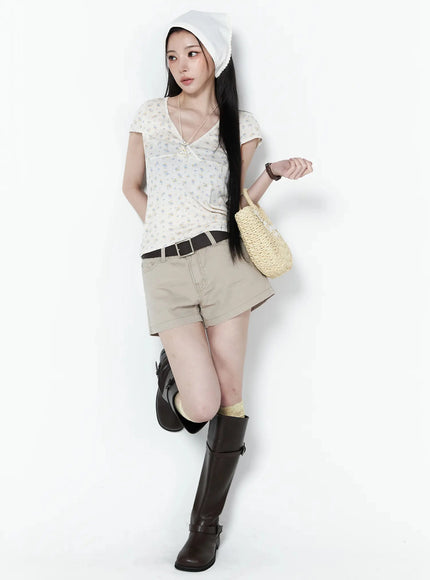 floral-v-neck-wrap-top-iu512